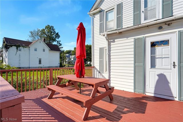 91 Mcnaughton Street, Akron, OH 44305