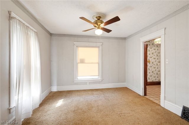 91 Mcnaughton Street, Akron, OH 44305