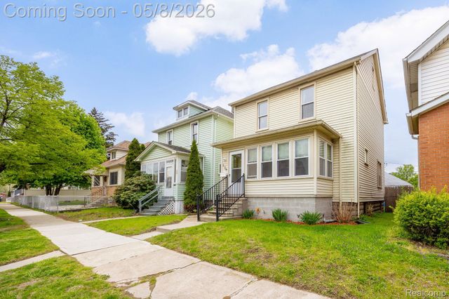 126 E Henry Street, River Rouge, MI 48218