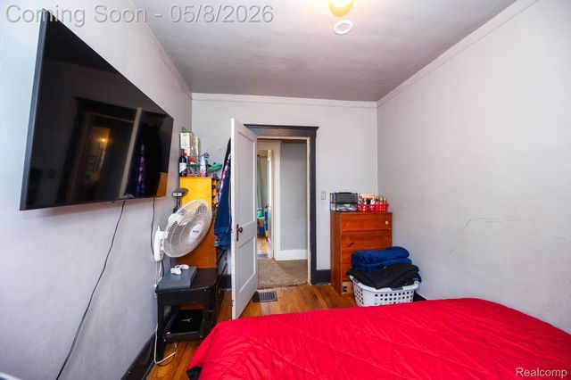 126 E Henry Street, River Rouge, MI 48218
