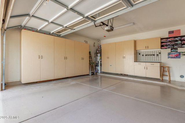 13857 W MAUI Lane, Surprise, AZ 85379