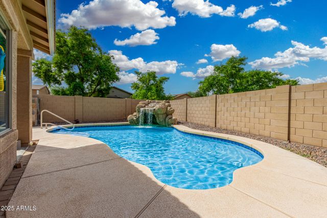 13857 W MAUI Lane, Surprise, AZ 85379