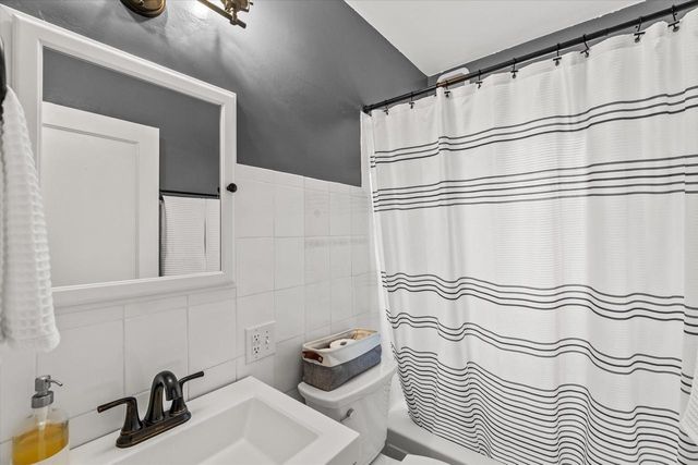 2472 N 71st STREET, Milwaukee, WI 53213