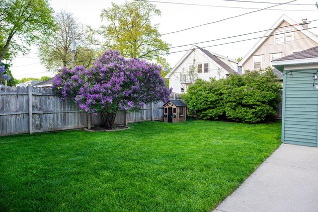 2472 N 71st STREET, Milwaukee, WI 53213