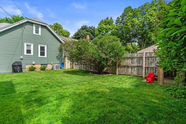 2472 N 71st STREET, Milwaukee, WI 53213