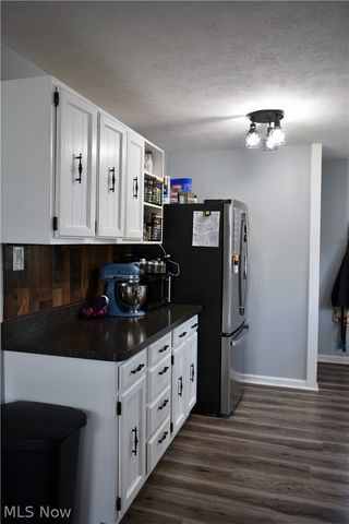 1085 Stratford Street, Barberton, OH 44203
