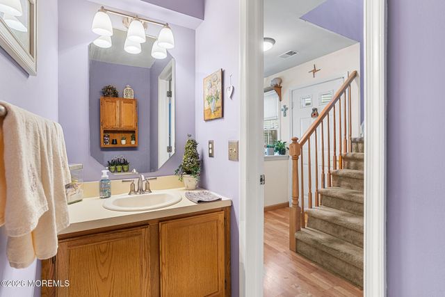 11 Browning Court, Freehold, NJ 07728