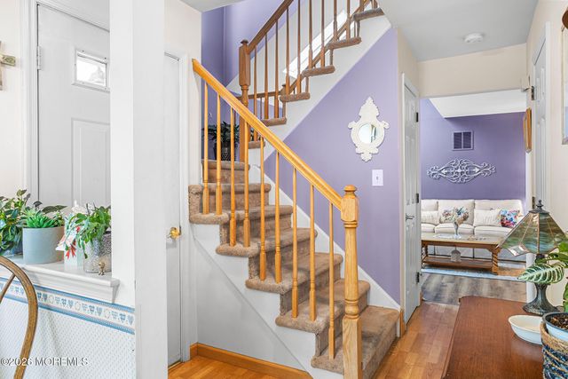 11 Browning Court, Freehold, NJ 07728