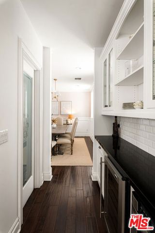 11610 Chiquita Street, Studio City, CA 91604
