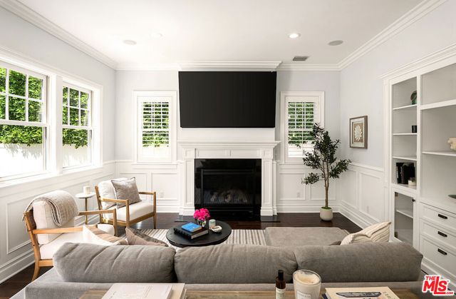 11610 Chiquita Street, Studio City, CA 91604