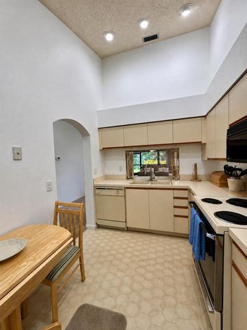4529 MORNINGSIDE 8, Sarasota, FL 34235
