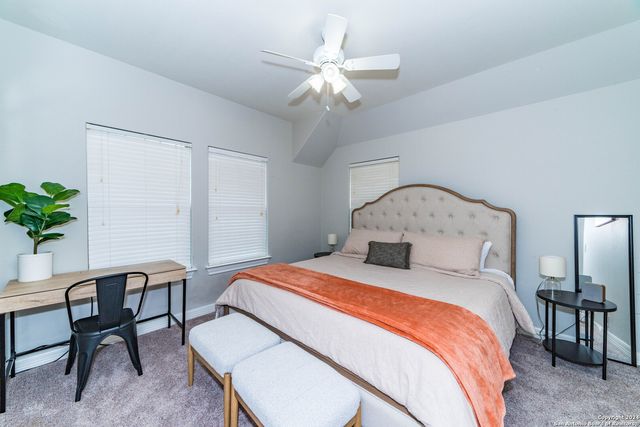 15814 SEEKERS ST, San Antonio, TX 78255