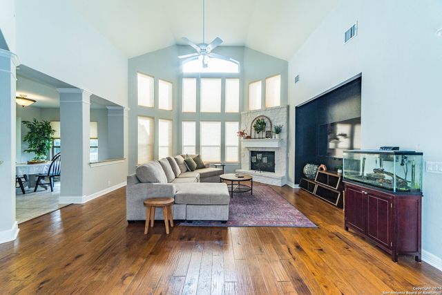 15814 SEEKERS ST, San Antonio, TX 78255