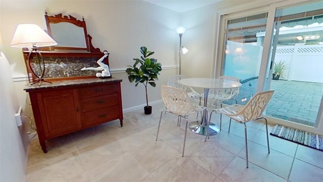 2722 Cardinal Drive, Vero Beach, FL 32963