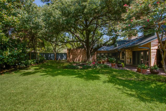 6620 Clubhouse Circle, Dallas, TX 75240