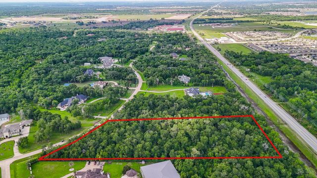 8331 Thompson Lake Drive, Missouri City, TX 77459