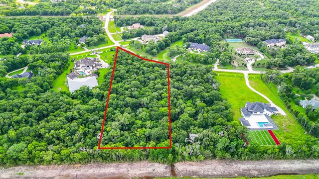 8331 Thompson Lake Drive, Missouri City, TX 77459