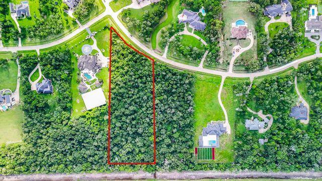 8331 Thompson Lake Drive, Missouri City, TX 77459
