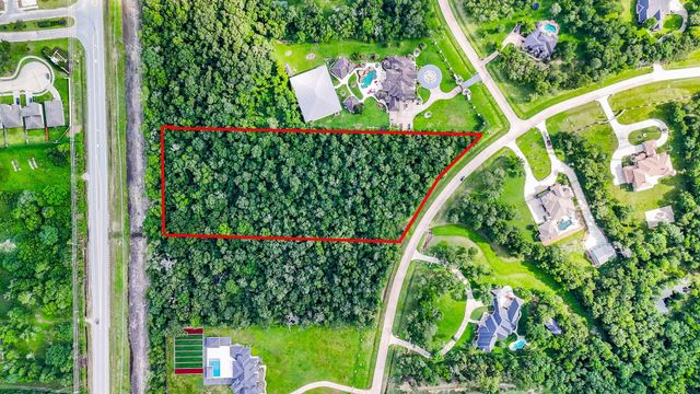 8331 Thompson Lake Drive, Missouri City, TX 77459
