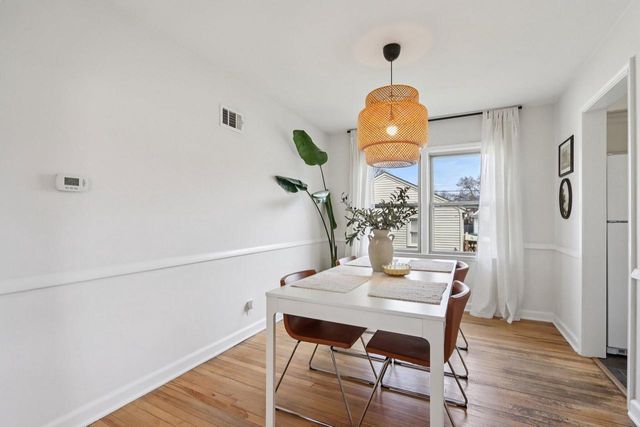 3042 N 88th STREET, Milwaukee, WI 53222