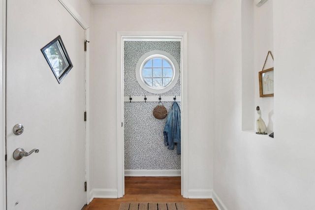 3042 N 88th STREET, Milwaukee, WI 53222