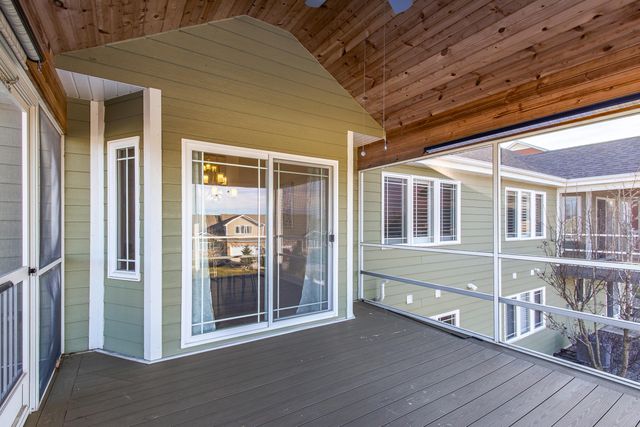 612 Village Point, Chesterton, IN 46304