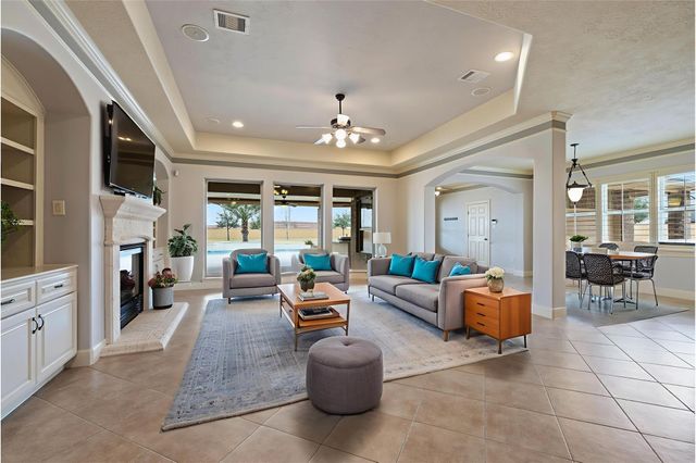 3855 Summer Manor Drive, League City, TX 77573