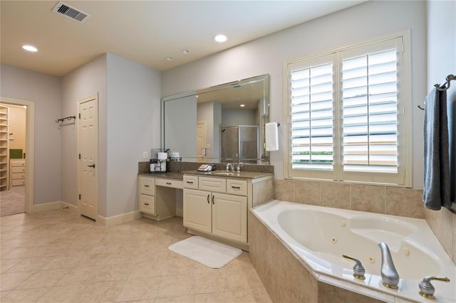 3855 Summer Manor Drive, League City, TX 77573