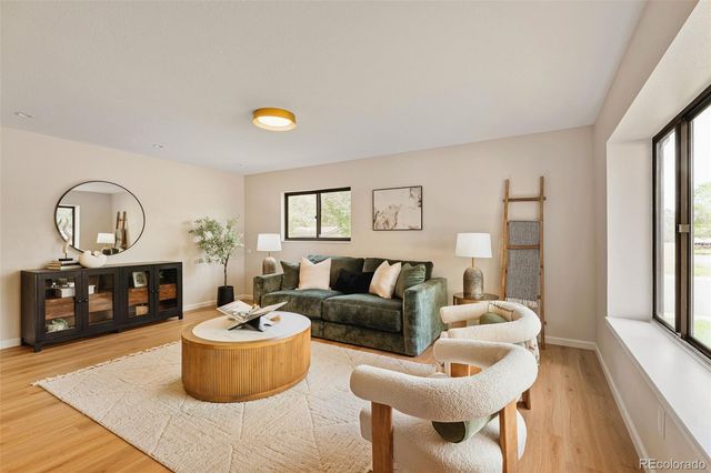 8995 E Cornell Avenue, Denver, CO 80231