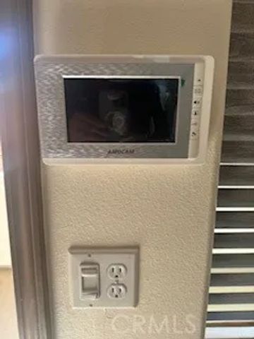 152 N Mariposa, Los Angeles, CA 90004