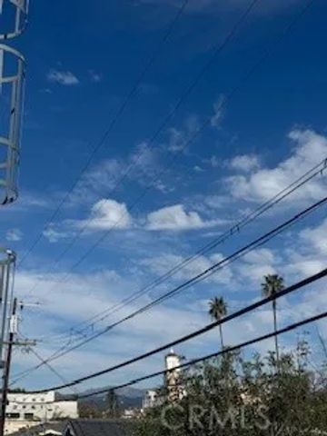 152 N Mariposa, Los Angeles, CA 90004