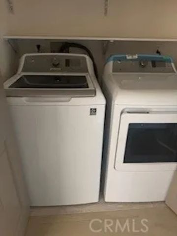 152 N Mariposa, Los Angeles, CA 90004