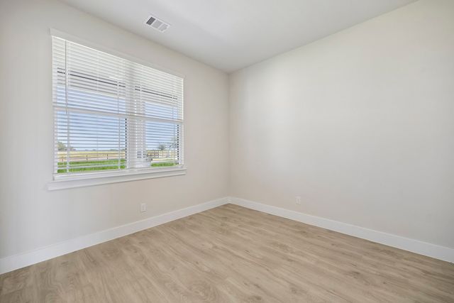 7449 County Road 1127, Godley, TX 76044
