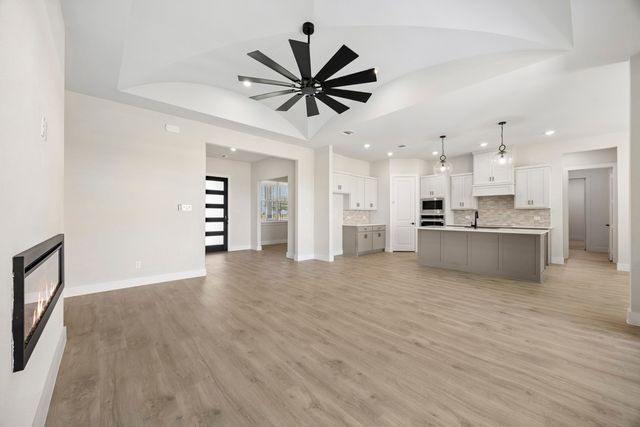 7449 County Road 1127, Godley, TX 76044