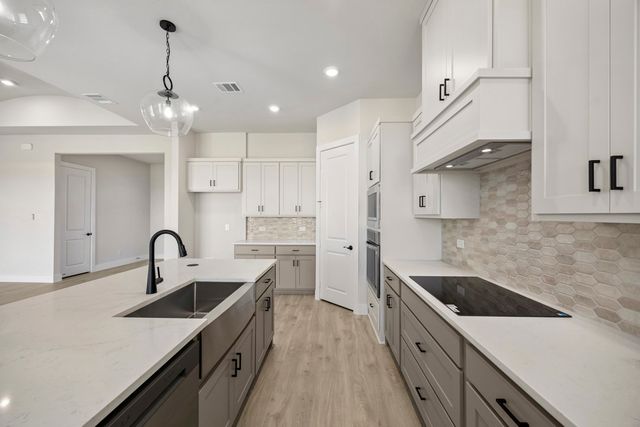 7449 County Road 1127, Godley, TX 76044