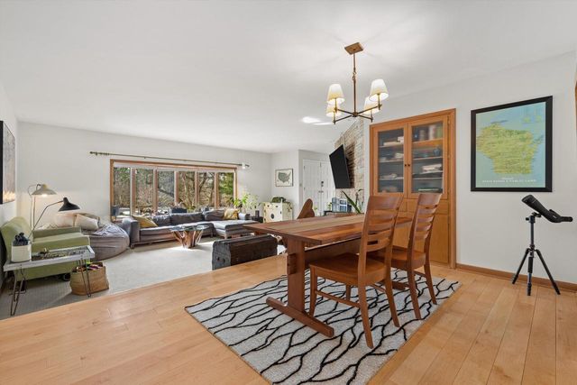 9432 Garden COURT, Hales Corners, WI 53130