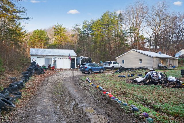 2715 S KY-39, Crab Orchard, KY 40419