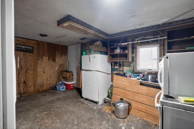 2715 S KY-39, Crab Orchard, KY 40419