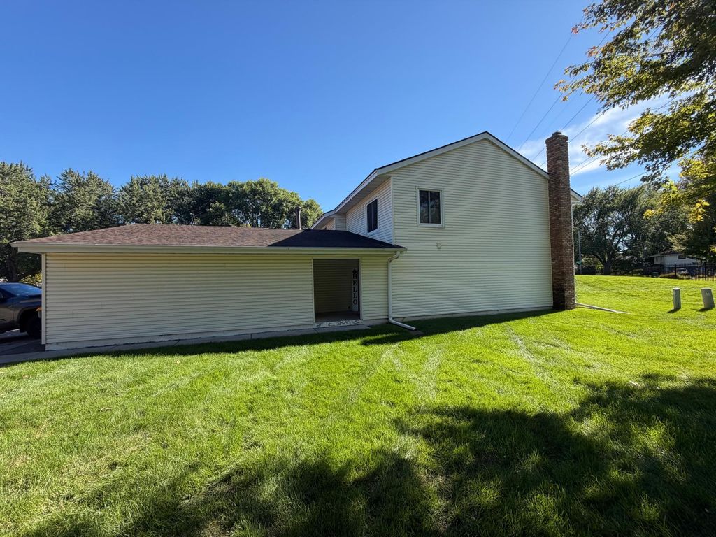 2933 69th Lane N, Brooklyn Center, MN 55430 — photo 3