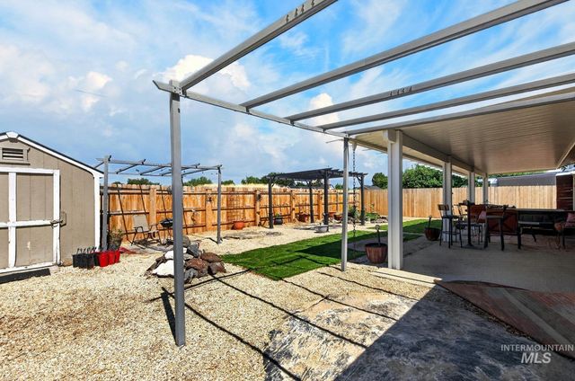 11854 W Silver City Ct, Boise, ID 83713