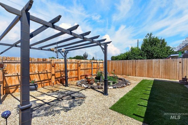 11854 W Silver City Ct, Boise, ID 83713