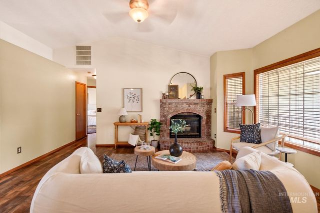 11854 W Silver City Ct, Boise, ID 83713