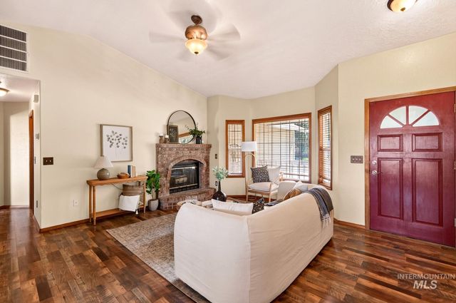 11854 W Silver City Ct, Boise, ID 83713