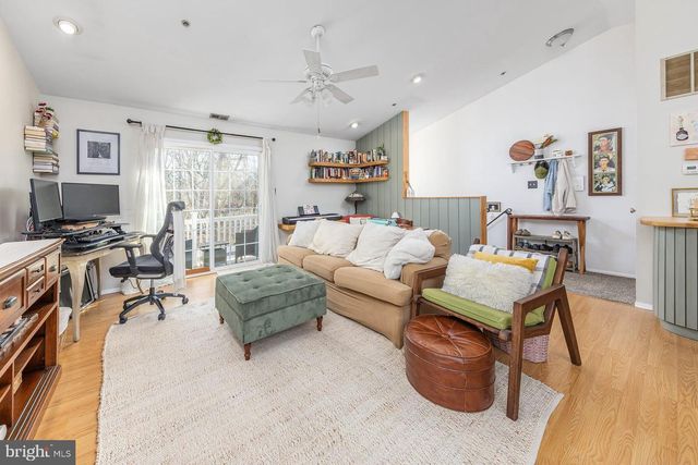 96 CRESTMONT DR, Mantua, NJ 08051