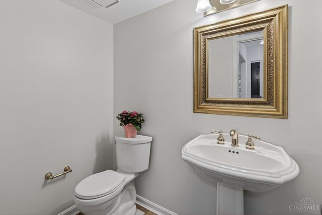 8453 Greenleaf Drive, Anderson Twp, OH 45255
