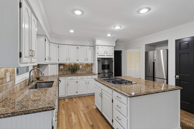 8453 Greenleaf Drive, Anderson Twp, OH 45255