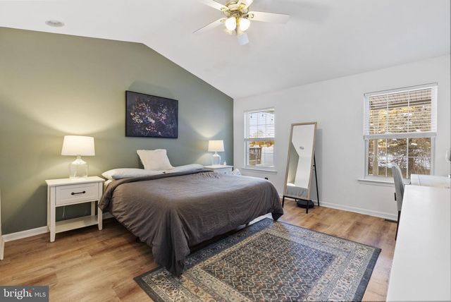 1 GLENEAGLES RD, Royersford, PA 19468