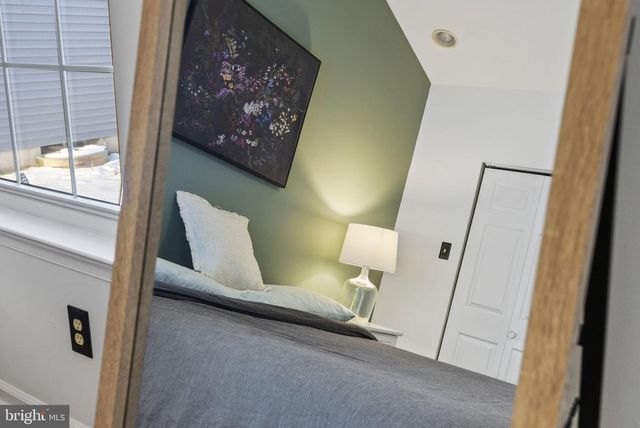 1 GLENEAGLES RD, Royersford, PA 19468