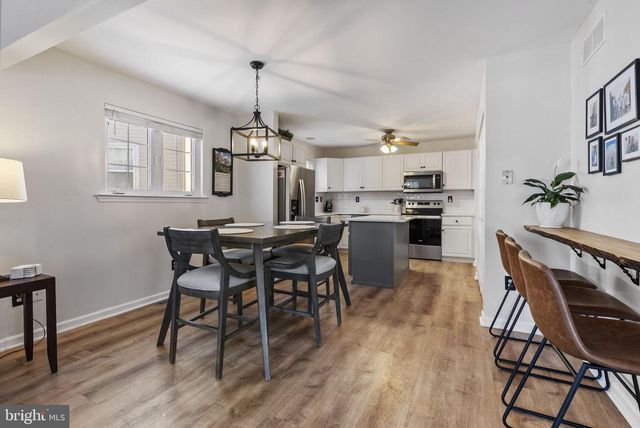 1 GLENEAGLES RD, Royersford, PA 19468