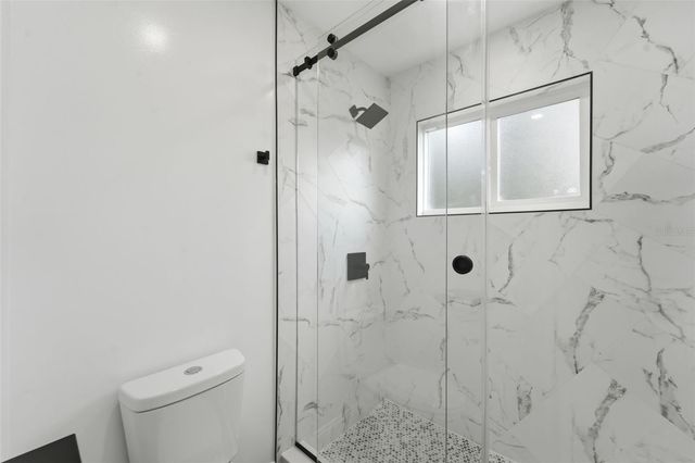 1507 YVONNE, Apopka, FL 32712